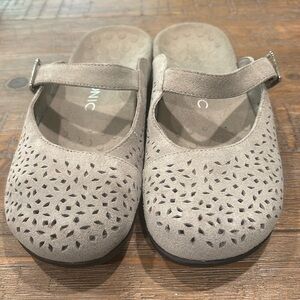 Vionic Lidia Women's Slip-on Supportive Mule